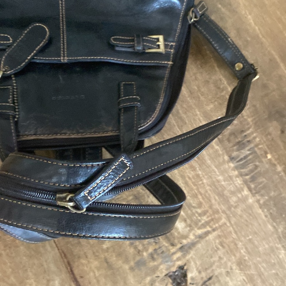 Real Black leather shoulder bag / cross body
Made in Italy - Picture 7 of 8